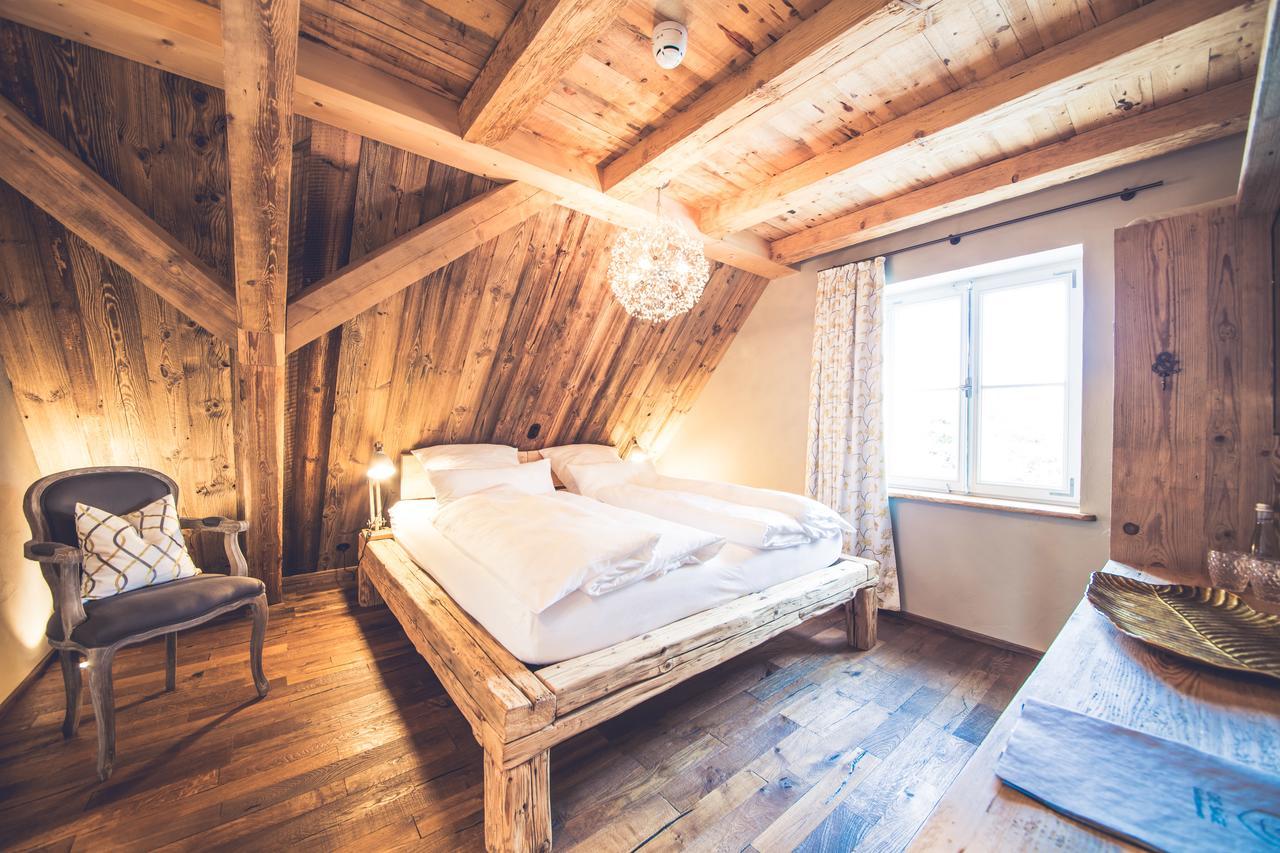 Saege Hotel