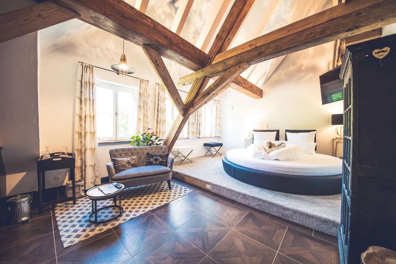 Saege Hotel 3*